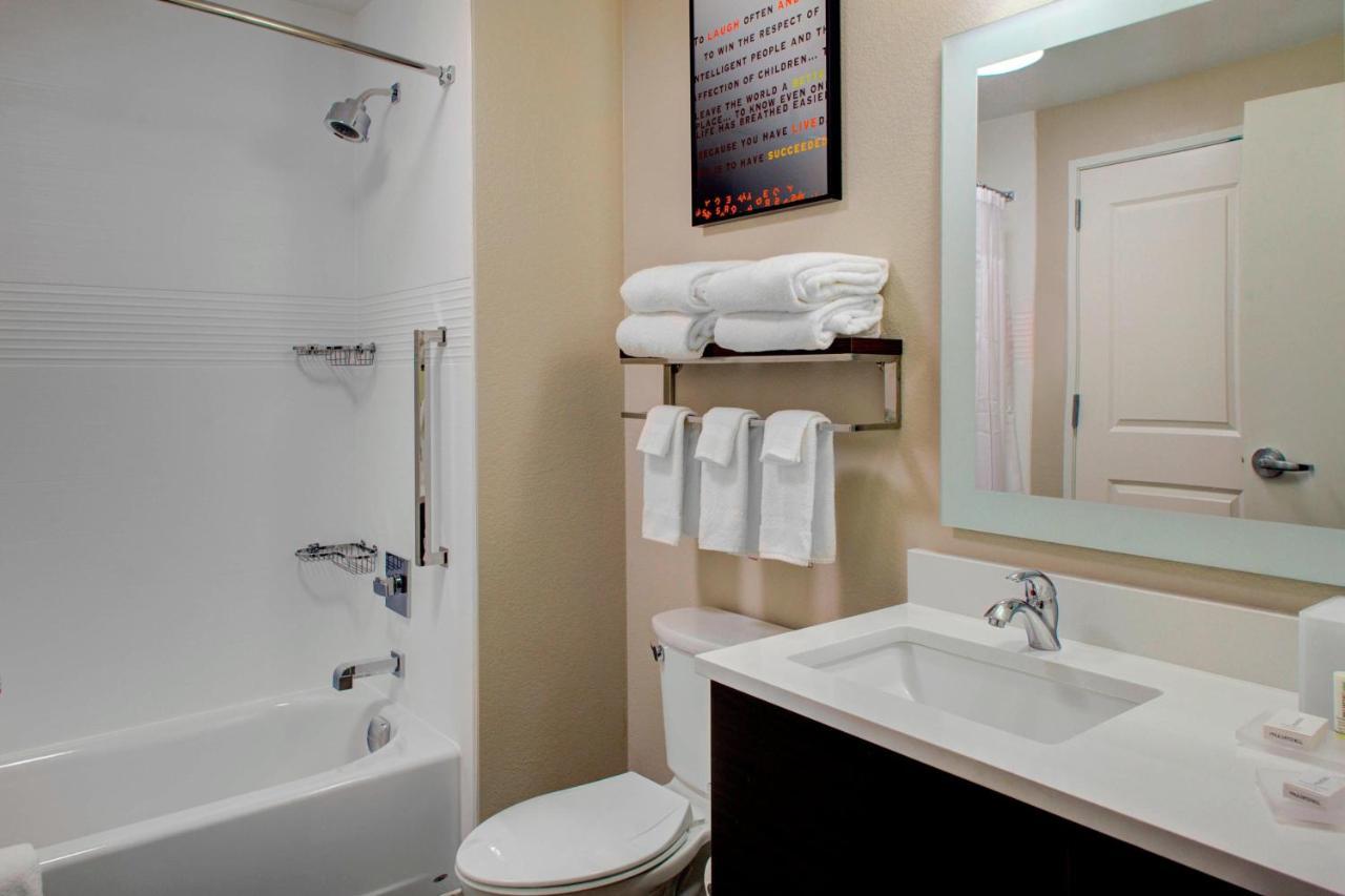 Towneplace Suites By Marriott Phoenix Chandler/Fashion Center Екстериор снимка
